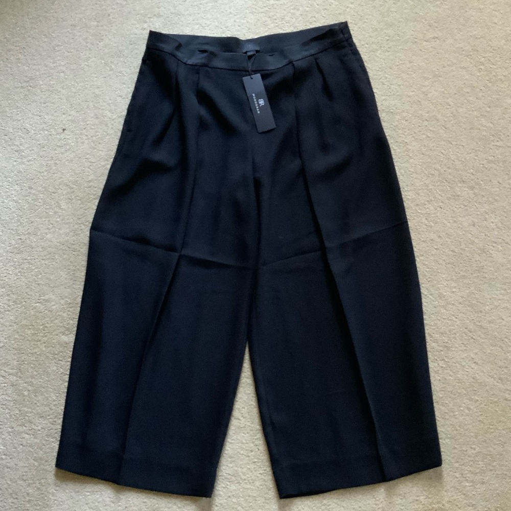 Banana Republic NWT Black Dressy Capris Womens 12